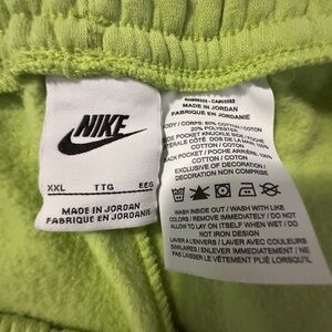 Nike Sportswear Club Men's Fleece Shorts Lime Green